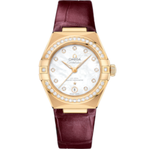 Constellation 29 mm, yellow gold on leather strap - 131.58.29.20.55.001