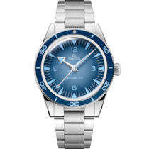 藍色 表面不銹鋼 表殼腕表，裝配不銹鋼表鏈帶 bracelet - 海馬系列 海馬300 41 毫米, 不銹鋼 配襯 不銹鋼表鏈帶 - 234.30.41.21.03.002