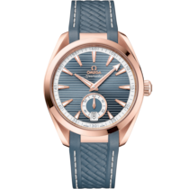 Seamaster Aqua Terra 150M 41 mm, Sedna™ gold on rubber strap - 220.52.41.21.03.002