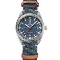 Seamaster 40 mm, steel on NATO strap - 220.12.40.20.03.001